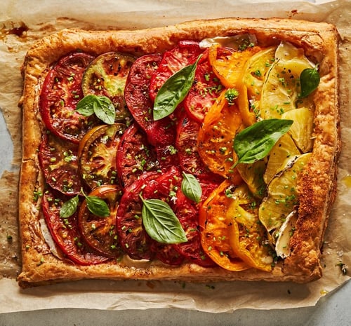 tomato-and-brie-tart1-1659458446 (1)