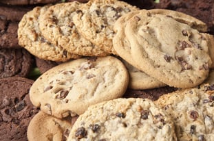 Chocolate chip and oatmeal raisin cookies